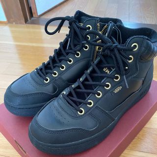 ヴァンズ(VANS)のVANS ヴァンズ マグナ  BLACK/GOLD 9(27cm) スニーカー(スニーカー)