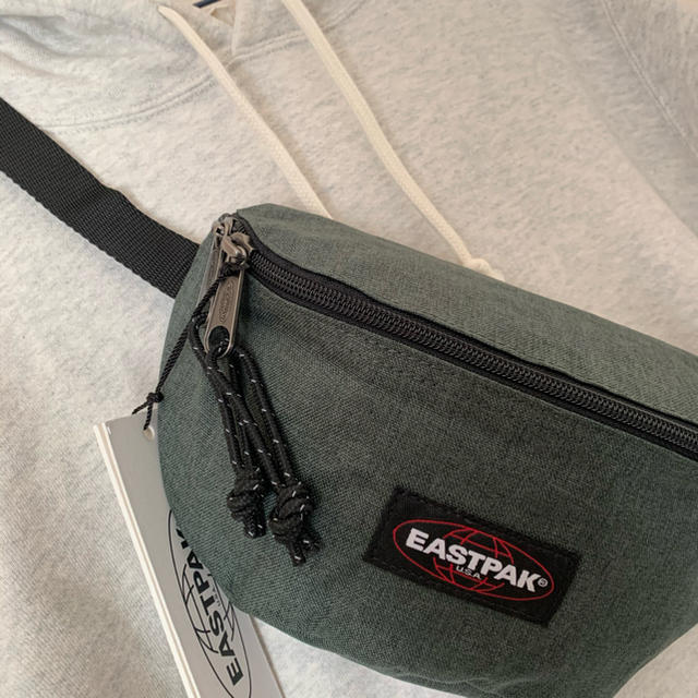 EASTPAK(イーストパック)の《EASTPAK》Springerボディーバッグ・新品タグ付 メンズのバッグ(ボディーバッグ)の商品写真