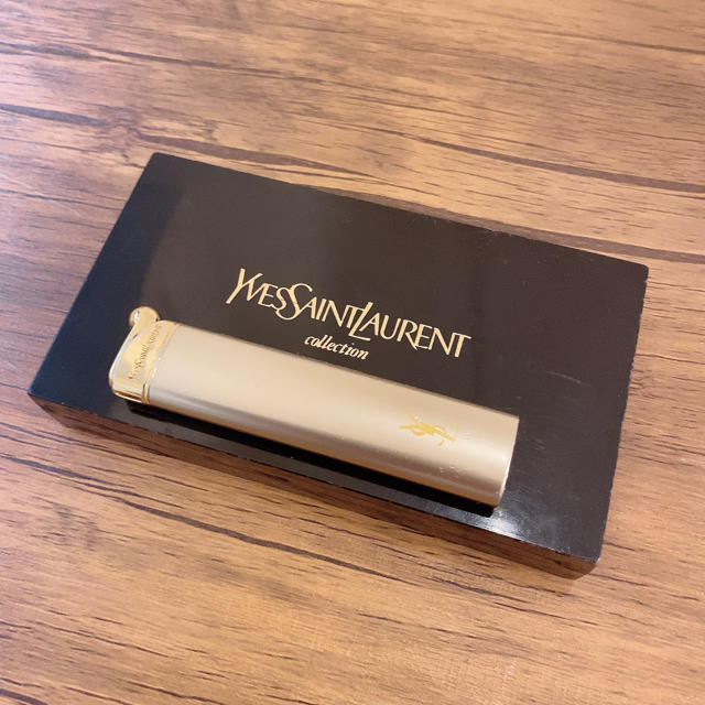 Yves Saint Laurent Beaute(イヴサンローランボーテ)の【YSL】ガスライター レディースのファッション小物(その他)の商品写真