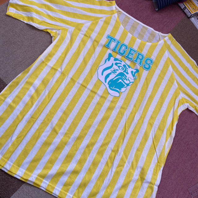阪神タイガース(ハンシンタイガース)の阪神　TORACO ビックTシャツ スポーツ/アウトドアの野球(応援グッズ)の商品写真