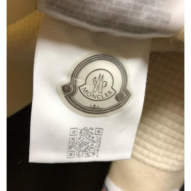 MONCLER(モンクレール)の"数時間限定価格"モンクレール　MONCREL ニット メンズのトップス(ニット/セーター)の商品写真