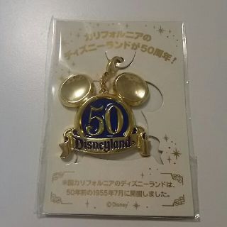 ディズニー(Disney)の【新品】TDL カリフォルニアディズニーランド50周年 ファスナーチャ(キャラクターグッズ)