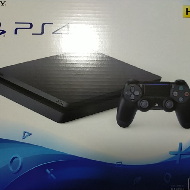 PlayStation4(プレイステーション4)のPS4 本体 ブラック 500GB CUH-2200AB01 新品未開封  エンタメ/ホビーのゲームソフト/ゲーム機本体(家庭用ゲーム機本体)の商品写真