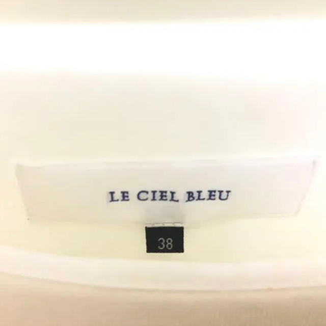 LE CIEL BLEU(ルシェルブルー)のルシェルブルー LE CIEL BLEU フェザートップス 38 レディースのトップス(カットソー(半袖/袖なし))の商品写真