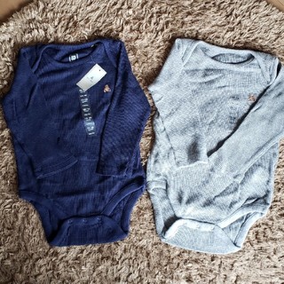 ベビーギャップ(babyGAP)の【新品】baby GAP 長袖ロンパース 12-18M(80㎝)☆２着セット(ロンパース)