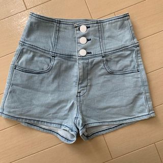 エモダ(EMODA)のショートパンツ(ショートパンツ)