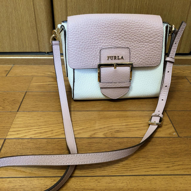 Furla(フルラ)のFULRA ショルダーバッグ レディースのバッグ(ショルダーバッグ)の商品写真