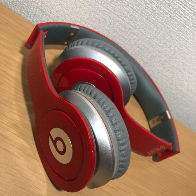 Beats by Dr Dre(ビーツバイドクタードレ)のビーツ ヘッドホン スマホ/家電/カメラのオーディオ機器(ヘッドフォン/イヤフォン)の商品写真