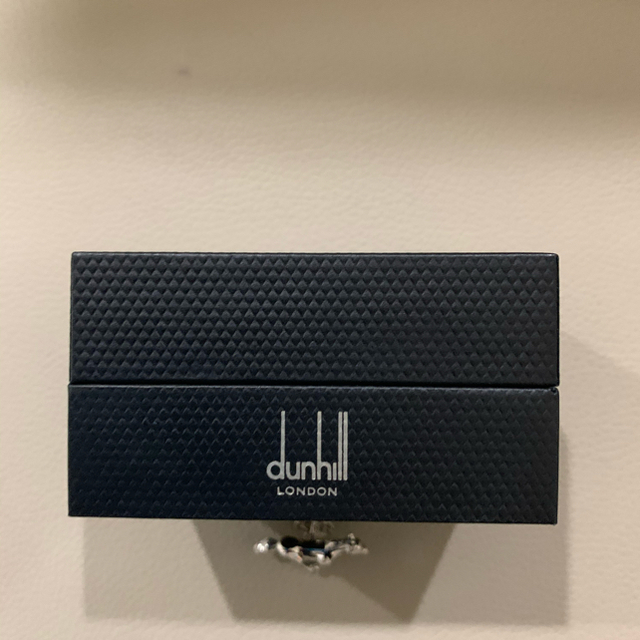 Dunhill(ダンヒル)の値下げ❗️ダンヒルのピンバッチです。 メンズのファッション小物(その他)の商品写真