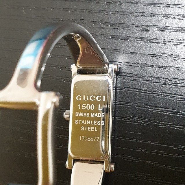 Gucci(グッチ)のグッチ 時計 レディースのファッション小物(腕時計)の商品写真