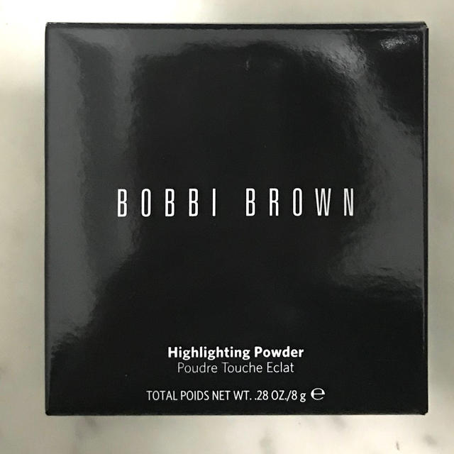 BOBBI BROWN(ボビイブラウン)の【新品未使用】ボビイブラウン　ハイライティングパウダー　ピンクグロウ  コスメ/美容のベースメイク/化粧品(フェイスパウダー)の商品写真