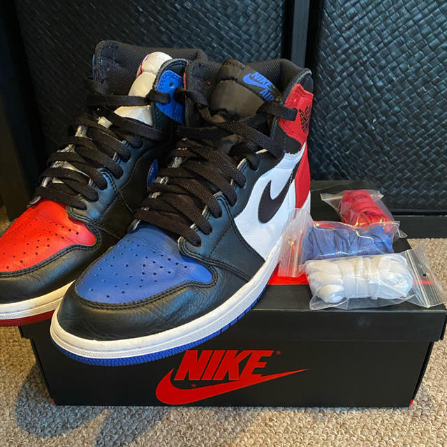 Air Jordan 1 High Top3