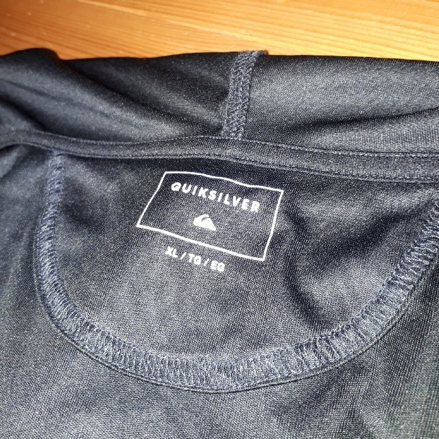 QUIKSILVER(クイックシルバー)のクイックシルバー　ラッシュガード メンズの水着/浴衣(水着)の商品写真