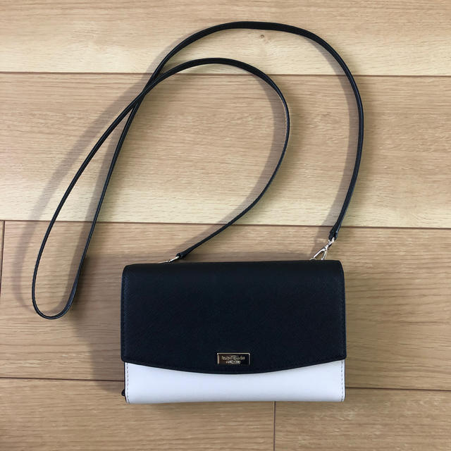 kate spade new york(ケイトスペードニューヨーク)のkate spade ミニバック（ミニ財布） レディースのバッグ(ハンドバッグ)の商品写真