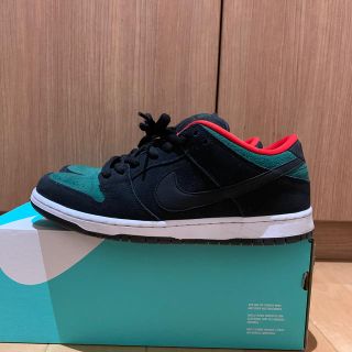 nike dunk sb low reptile gucci