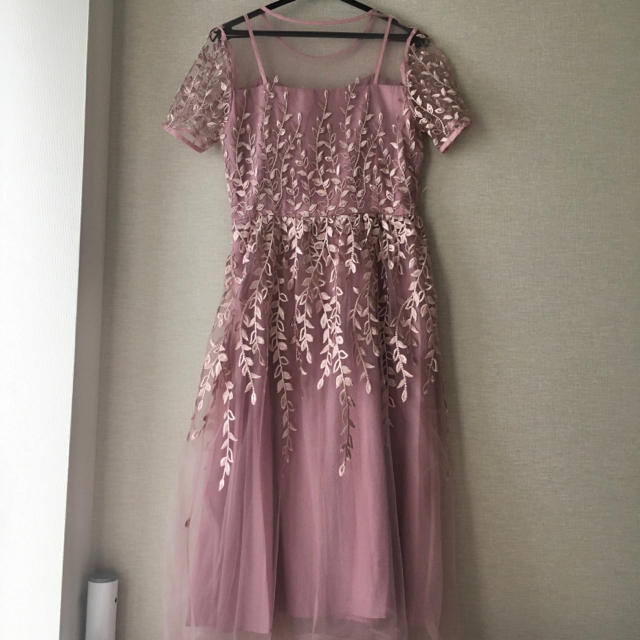 くすみピンク パーティードレス レディースのフォーマル/ドレス(その他ドレス)の商品写真