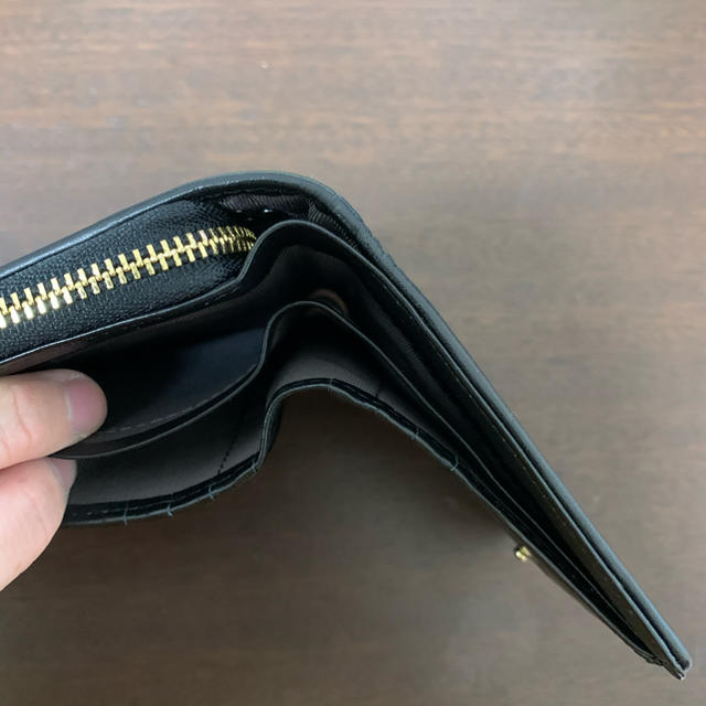 NOJESS(ノジェス)のNOJESS（ノジェス）ブラック二つ折り財布＋おまけ付 レディースのファッション小物(財布)の商品写真