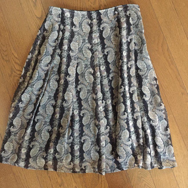 スカート（お値下げしました） レディースのスカート(ひざ丈スカート)の商品写真