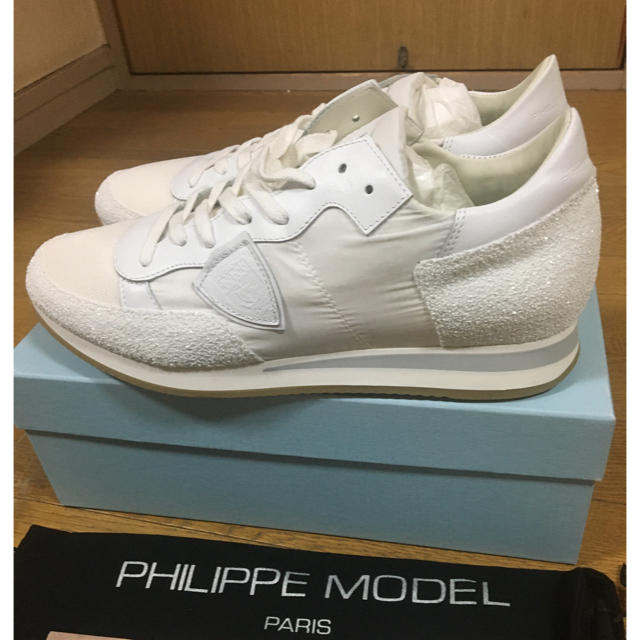 PHILIPPE MODEL(フィリップモデル)の新品 日本限定 フィリップモデル トロペグリッター 1piu1uguale3 メンズの靴/シューズ(スニーカー)の商品写真