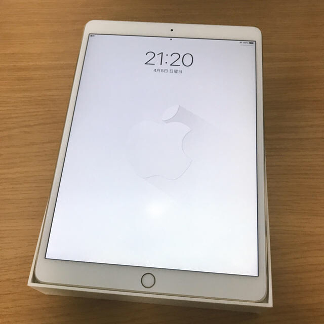 美品 iPad Pro 10.5インチ WiFi＋Celluar 64GB