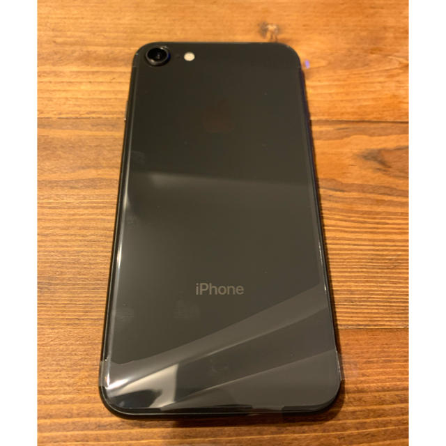 Apple(アップル)のつまみ喰い様用iPhone 8 Space Gray 64 GBSoftbank スマホ/家電/カメラのスマートフォン/携帯電話(携帯電話本体)の商品写真