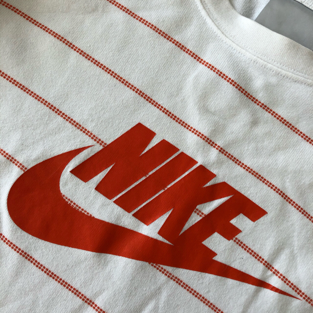 NIKE(ナイキ)のNIKE ロングTシャツ レディースのトップス(Tシャツ(長袖/七分))の商品写真