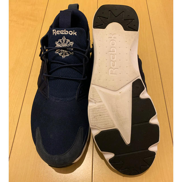 Reebok(リーボック)のreebok FURYLITE ローカットスニーカー　ネイビー　V68765 メンズの靴/シューズ(スニーカー)の商品写真