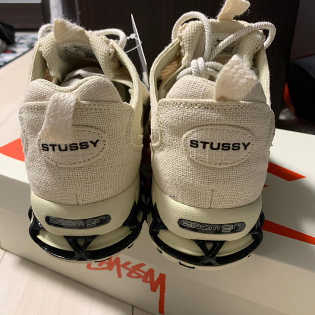 STUSSY(ステューシー)のSTUSSY /NIKEAIRZOOMSPIRIDONCAGE 2 FOSSIL メンズの靴/シューズ(スニーカー)の商品写真