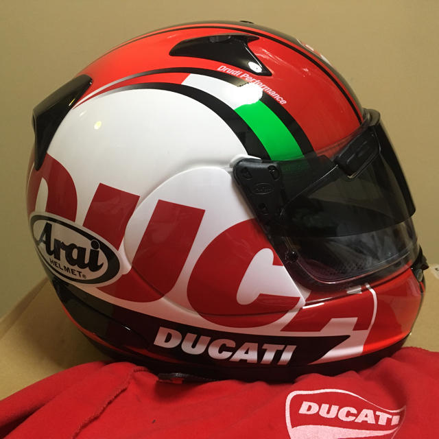 Ducati(ドゥカティ)のドゥカティ　アライヘルメット 自動車/バイクのバイク(ヘルメット/シールド)の商品写真