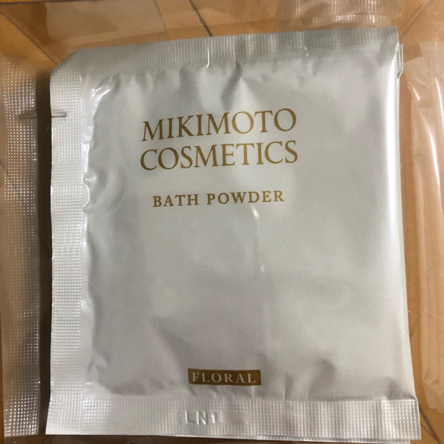 MIKIMOTO COSMETICS(ミキモトコスメティックス)のミキモトコスメティックス　バスパウダー15個 コスメ/美容のボディケア(入浴剤/バスソルト)の商品写真