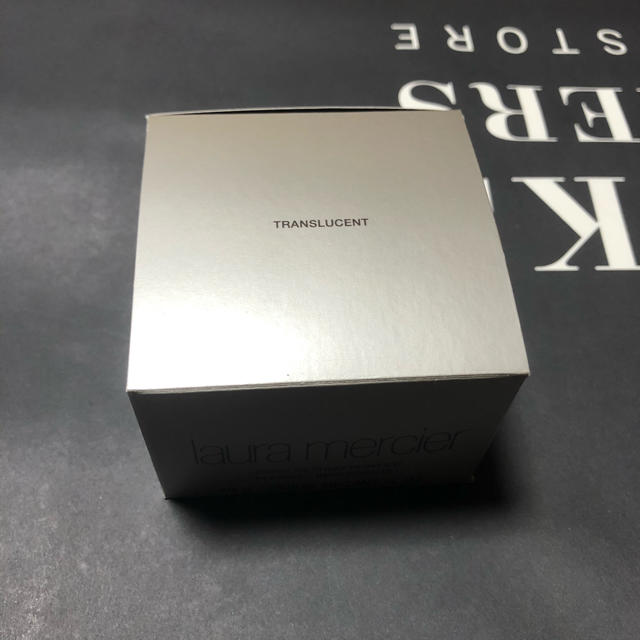 laura mercier(ローラメルシエ)の【新品・輸入品】ローラメルシエ ルーズセッティングパウダー コスメ/美容のベースメイク/化粧品(フェイスパウダー)の商品写真