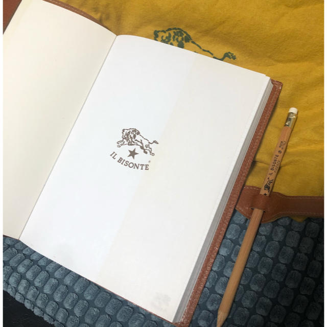 日本未発売　ilbisonte カバー付きノート