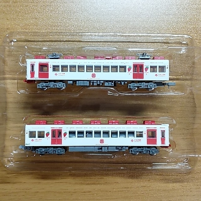 TOMYTEC鉄道コレクション　和歌山電鐵いちご電車2270系2両セット動力化済
