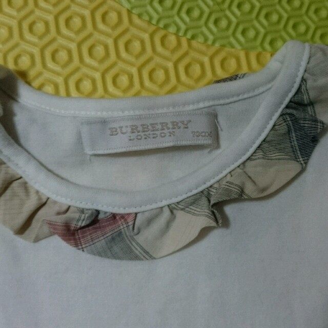 BURBERRY(バーバリー)のBURBERRYのロンパースとスタイ キッズ/ベビー/マタニティのベビー服(~85cm)(ロンパース)の商品写真