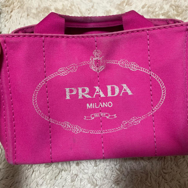 PRADA(プラダ)のPRADA プラダ　バッグ　 レディースのバッグ(トートバッグ)の商品写真