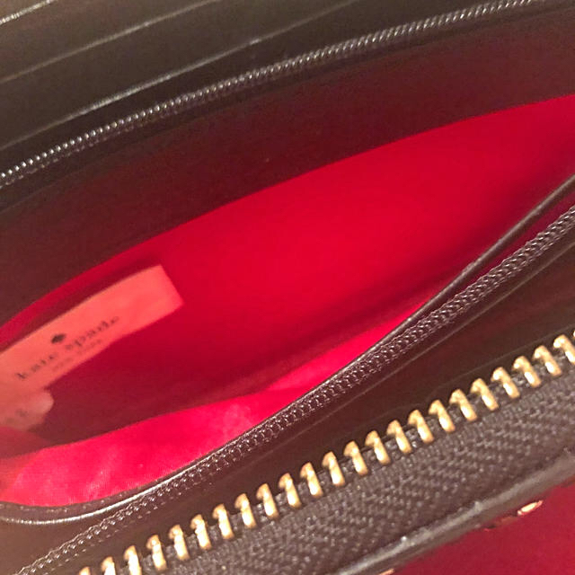 kate spade new york(ケイトスペードニューヨーク)の【最終価格】ケイトスペード  長財布　ドット　エナメル  黒　 レディースのファッション小物(財布)の商品写真