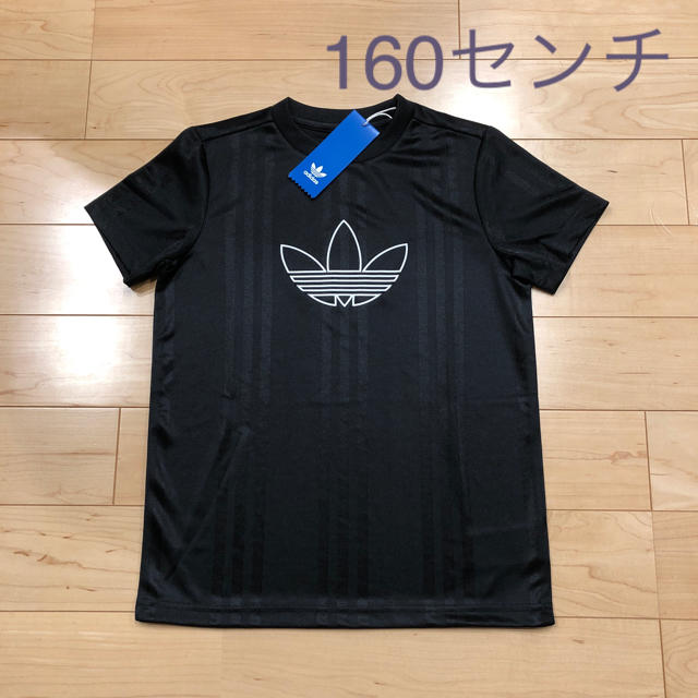 adidas(アディダス)のadidasＴシャツ160センチ キッズ/ベビー/マタニティのキッズ服男の子用(90cm~)(Tシャツ/カットソー)の商品写真