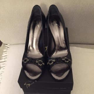 ジュゼッペザノッティデザイン(Giuseppe Zanotti Design)の未使用！値下げ！ジュゼッペ パンプス(ハイヒール/パンプス)