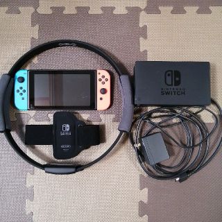 ニンテンドースイッチ(Nintendo Switch)のNintendo Switchとリングフィットアドベンチャーセット　箱付き(家庭用ゲーム機本体)