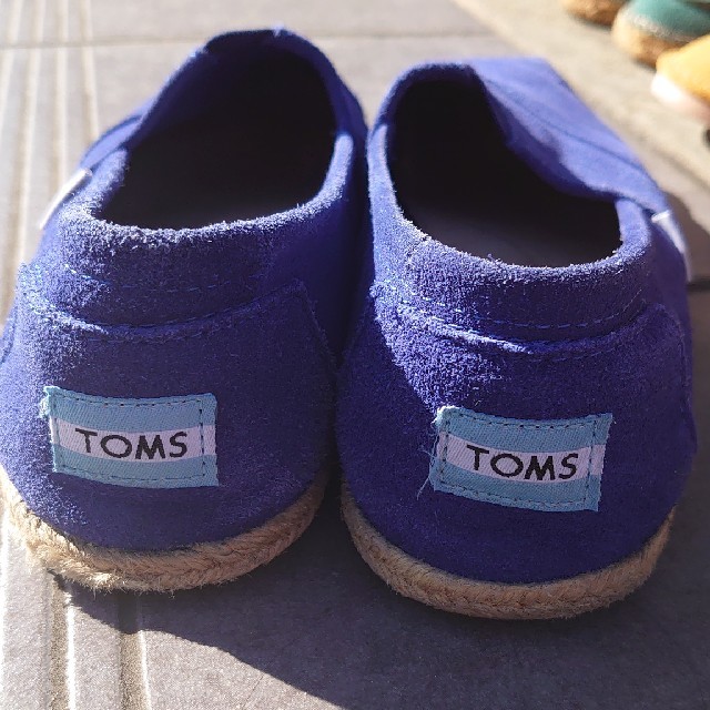 TOMS(トムズ)のtoms スリッポン メンズの靴/シューズ(スリッポン/モカシン)の商品写真
