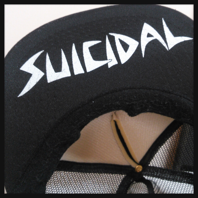 SUICIDAL TENDENCIES(スイサダルテンデンシーズ)のメッシュキャップ メンズの帽子(キャップ)の商品写真