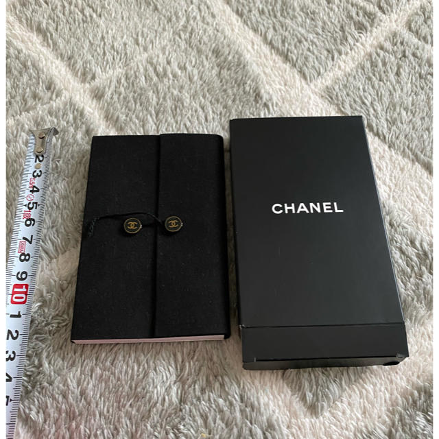 CHANEL(シャネル)の新品未使用　シャネル手帳ミニ　 メンズのファッション小物(手帳)の商品写真