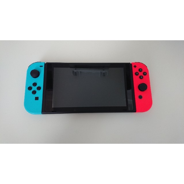 Nintendo Switch(ニンテンドースイッチ)のNintendo Switch 本体 エンタメ/ホビーのゲームソフト/ゲーム機本体(携帯用ゲーム機本体)の商品写真