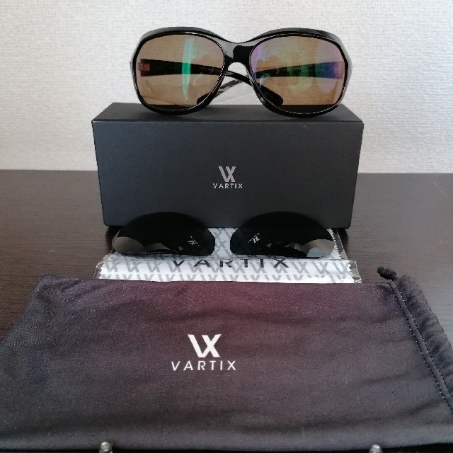 VARTIXサングラス 初回生産品 GACKTカスタム ファッション小物 VARTIXサングラス 初回生産品 GACKTカスタム ファッション小物