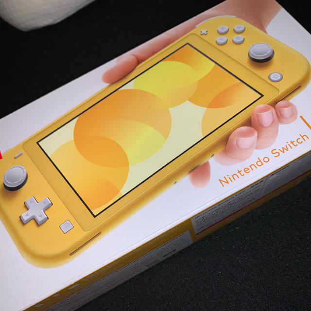 ☆新品未開封☆Nintendo Switch Lite イエロー 任天堂