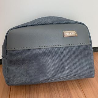 トゥミ(TUMI)の【新品未使用】 DELTA航空×TUMI アメニティー ポーチ(旅行用品)