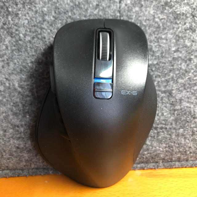 ELECOM(エレコム)の【美品・保証書付き】ELECOM ワイヤレスマウス【Bluetooth対応】 スマホ/家電/カメラのPC/タブレット(PC周辺機器)の商品写真