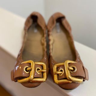 ミュウミュウ(miumiu)のmiumiu！ミュウミュウフラットシューズ！バレエシューズ！格安！(バレエシューズ)