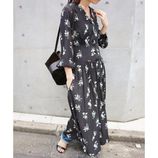 IENA - IENA購入 THE IRON 花柄ロングワンピース 新品の通販 by IENA - IENA購入 THE IRON 花柄ロングワンピース 新品の通販 by