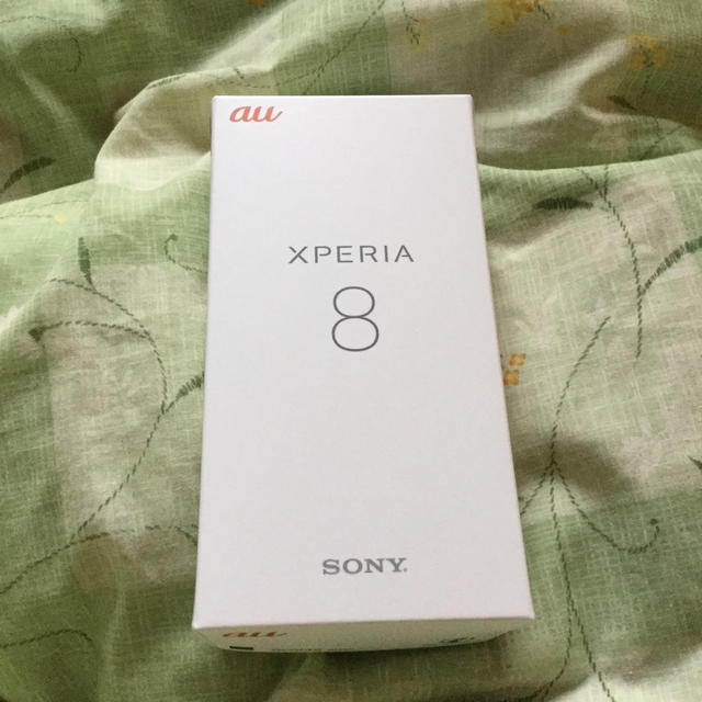 新品未使用 Xperia 8 au ブラック SIMロック解除済